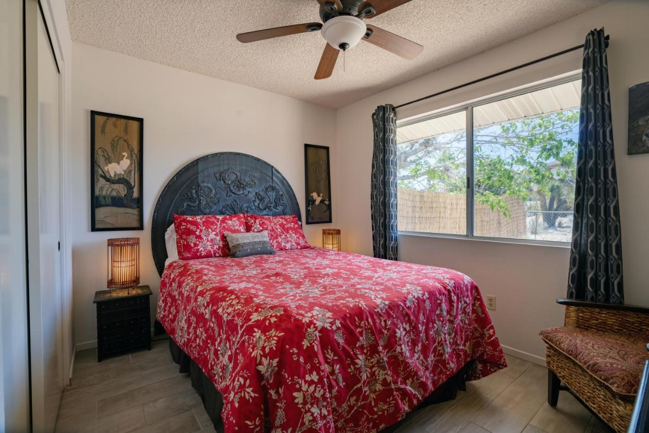Float Pool, Hot Tub, Sauna, Views, Telescope-Skywatchers Haven Joshua Tree Extérieur photo