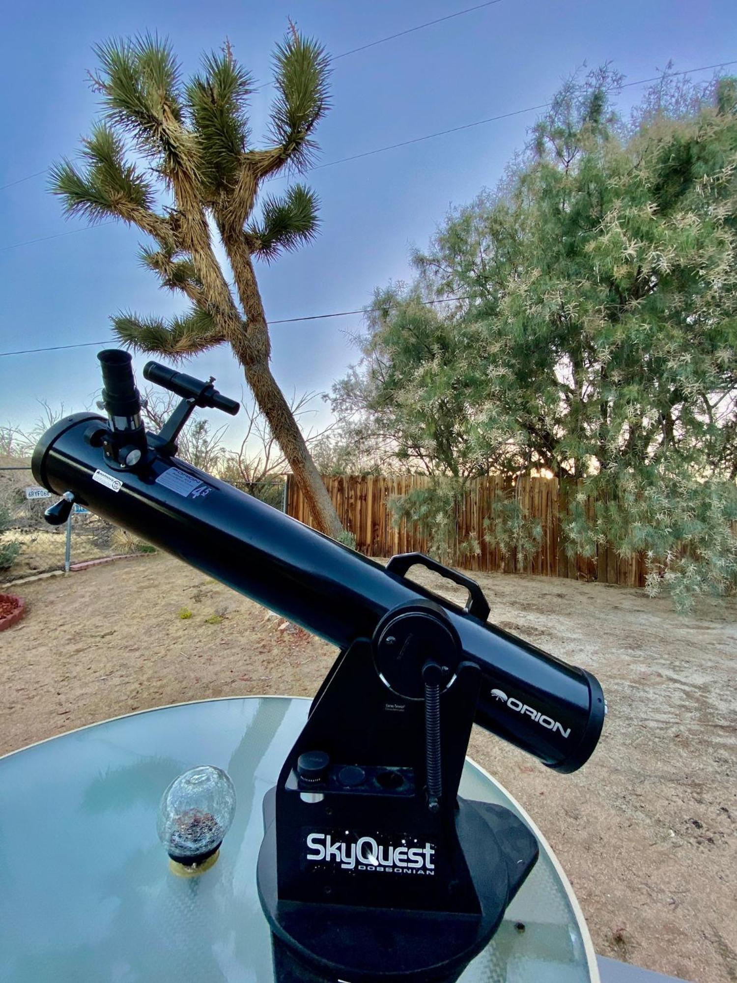 Float Pool, Hot Tub, Sauna, Views, Telescope-Skywatchers Haven Joshua Tree Extérieur photo